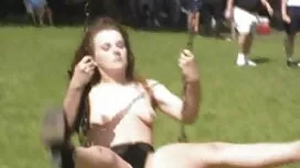 Ngực nằm trần sex lo ...