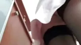 Trẻ, thể dục trong p ...